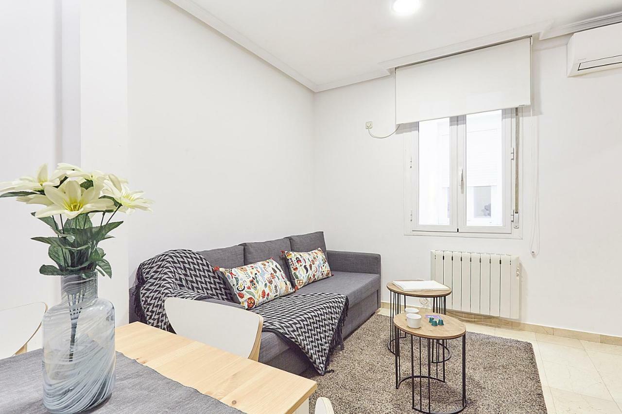 Leeways Apartment Xxx In Gran Via Madrid Ngoại thất bức ảnh