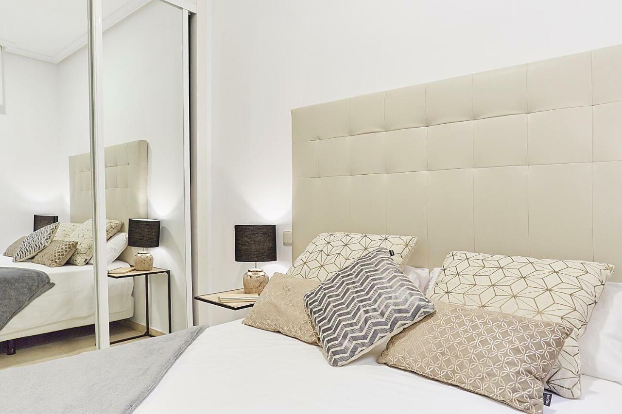 Leeways Apartment Xxx In Gran Via Madrid Ngoại thất bức ảnh